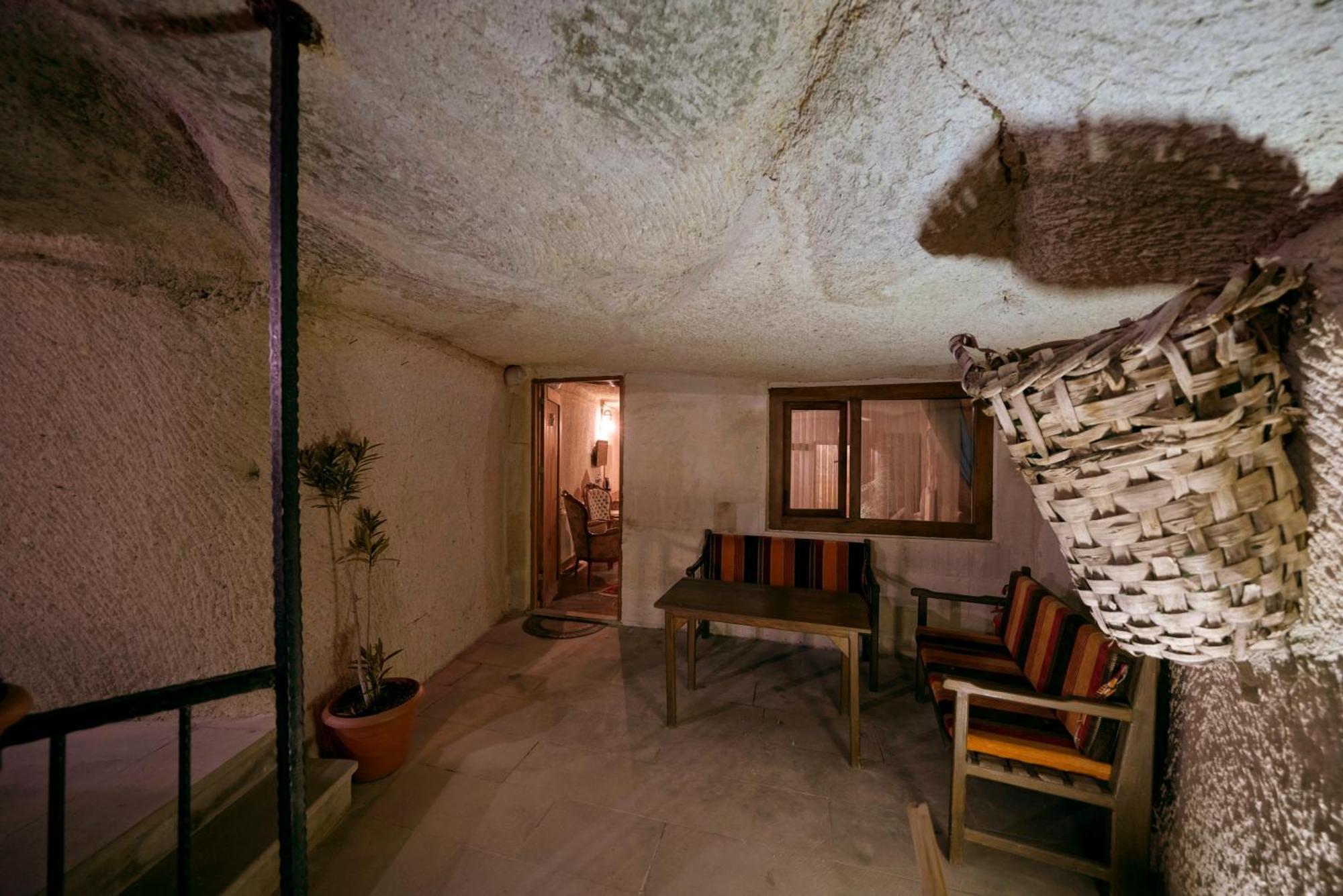 Adelya Cave Hotel เกอเรเม ภายนอก รูปภาพ