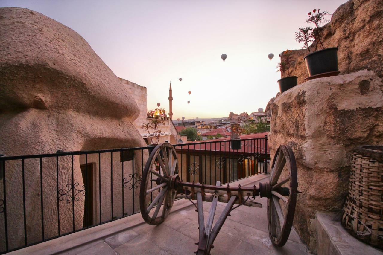 Adelya Cave Hotel เกอเรเม ภายนอก รูปภาพ
