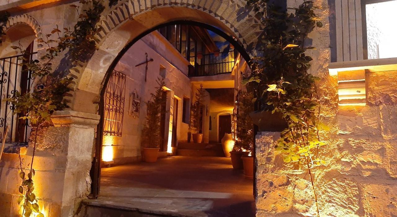 Adelya Cave Hotel เกอเรเม ภายนอก รูปภาพ