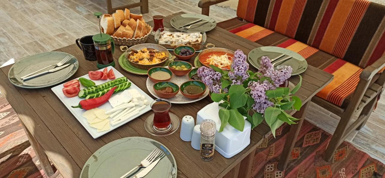 Adelya Cave Hotel เกอเรเม ภายนอก รูปภาพ